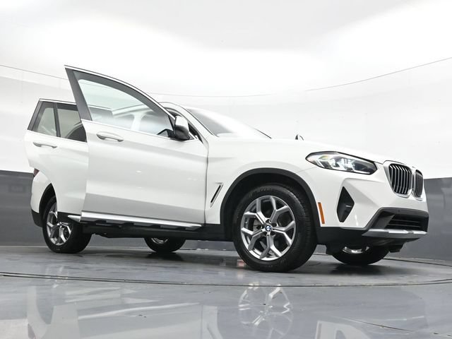 Used 2024 BMW X3 xDrive30i AWD/4WD image 42