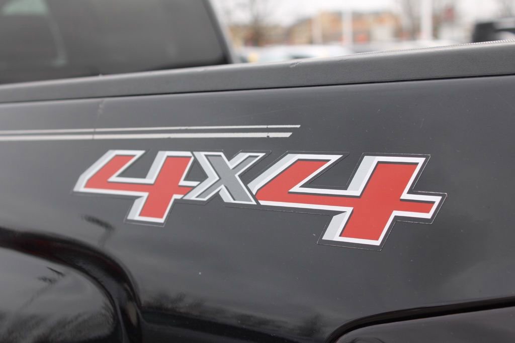 Used 2016 Chevrolet Silverado 1500 Custom w/ Custom Convenience Package image 11