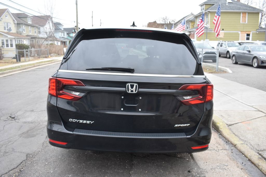 Used 2023 Honda Odyssey Sport image 5