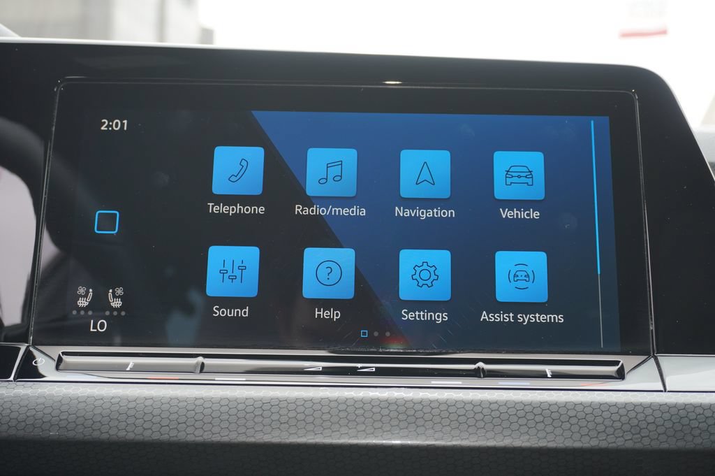 Used 2022 Volkswagen GTI SE FWD image 15