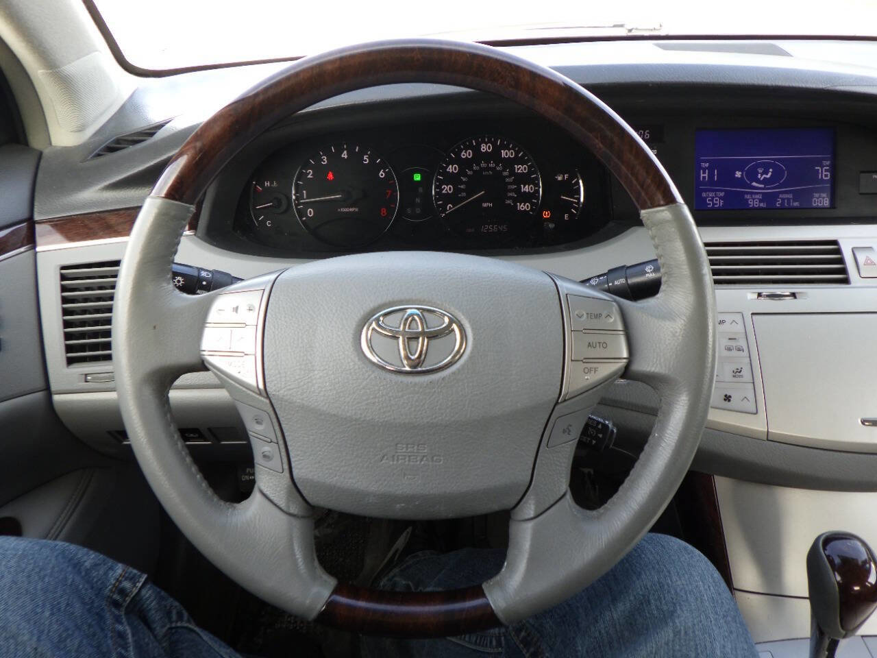 Used 2008 Toyota Avalon XL FWD image 20