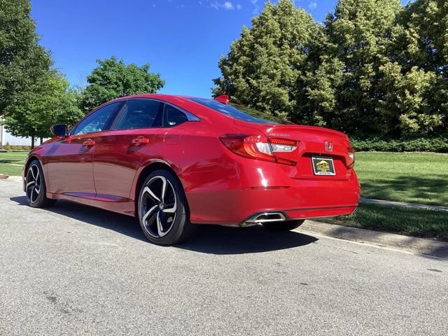 Used 2019 Honda Accord Sport image 2