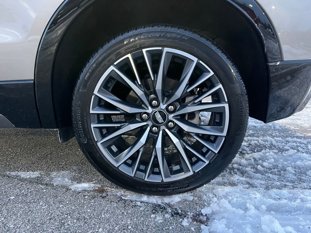 Used 2024 Cadillac XT4 Sport image 10