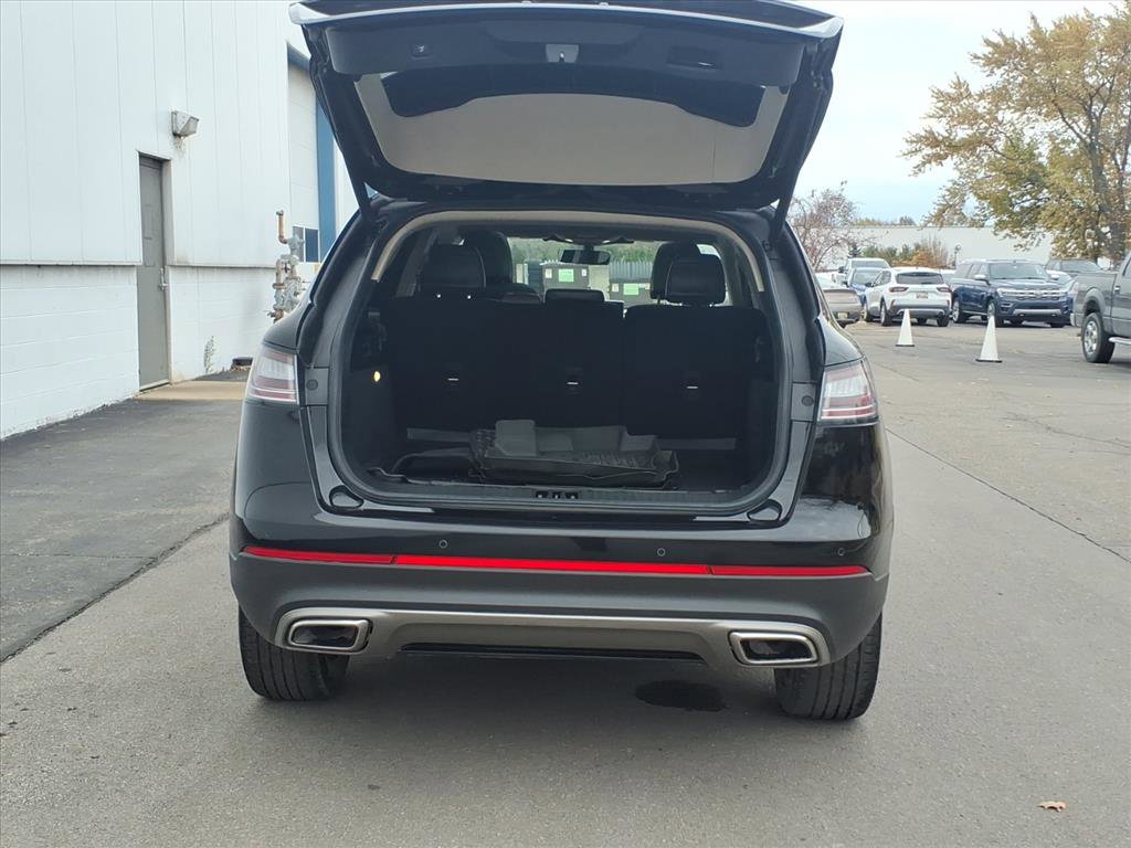 Certified 2023 Lincoln Nautilus Reserve w/ Monochromatic Package image 7