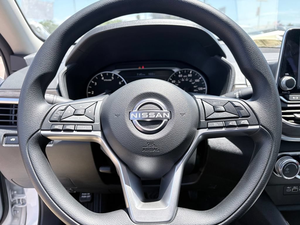 New 2026 Nissan Altima 2.5 SV FWD image 12