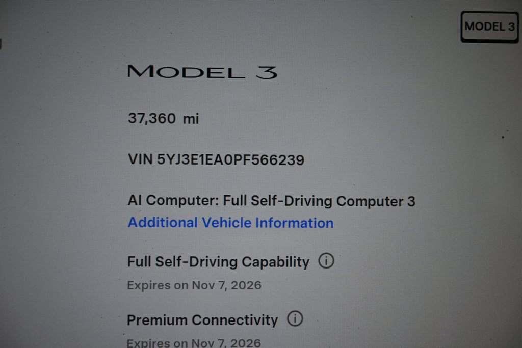 Used 2023 Tesla Model 3 Standard Range RWD image 21
