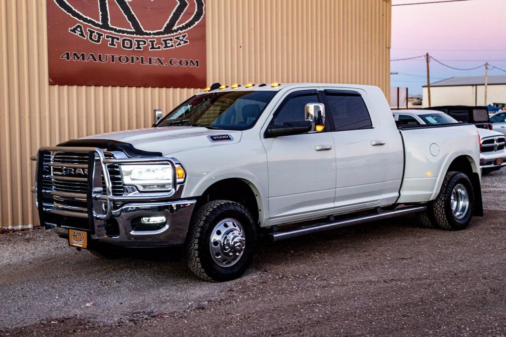 Used 2021 RAM 3500 Laramie image 8
