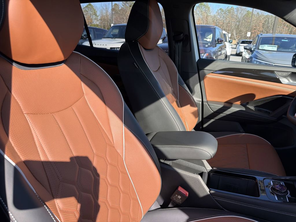 New 2026 Volkswagen Tiguan SEL R-Line image 21