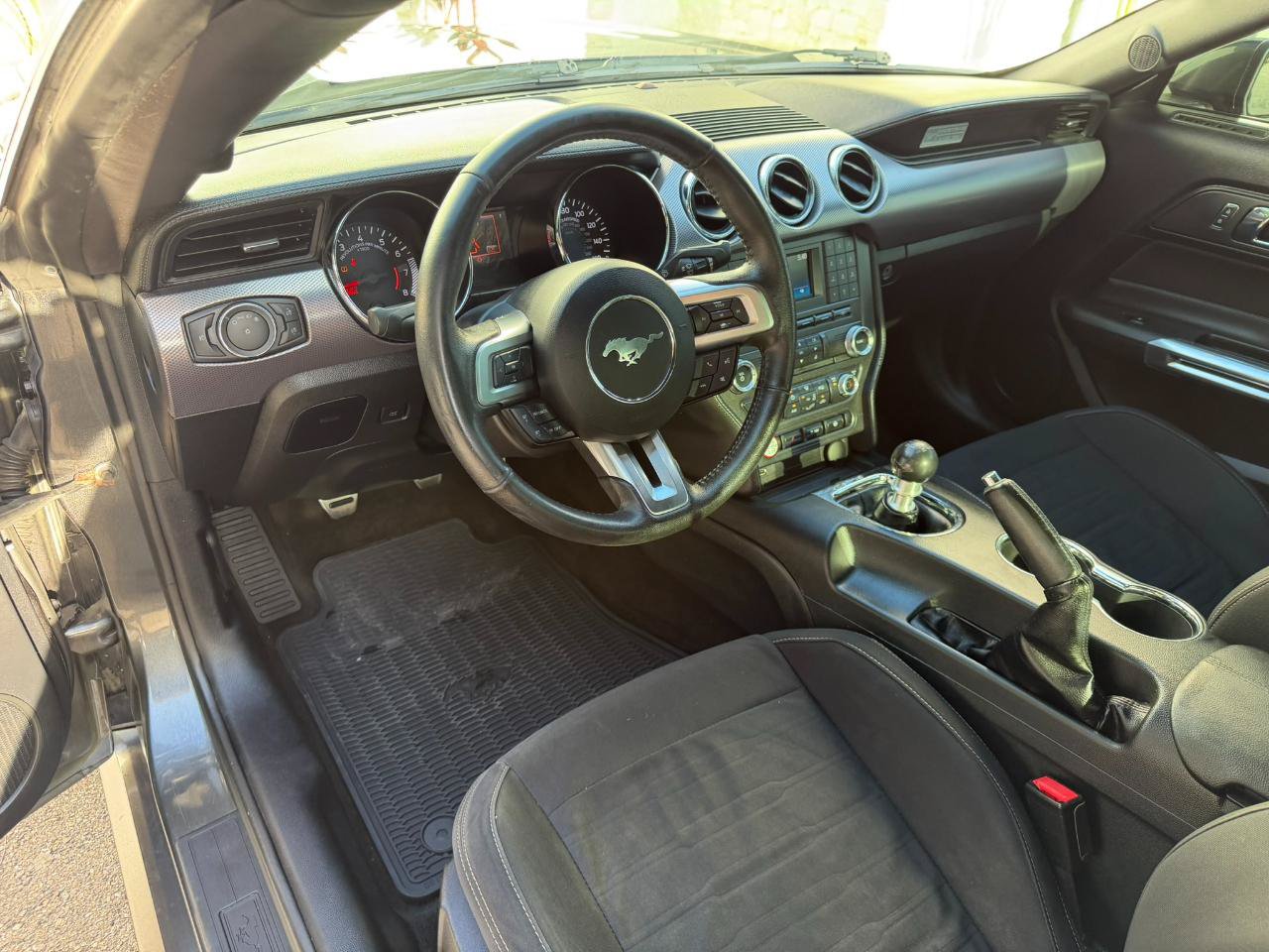 Used 2017 Ford Mustang GT w/ Black Accent Package RWD image 25