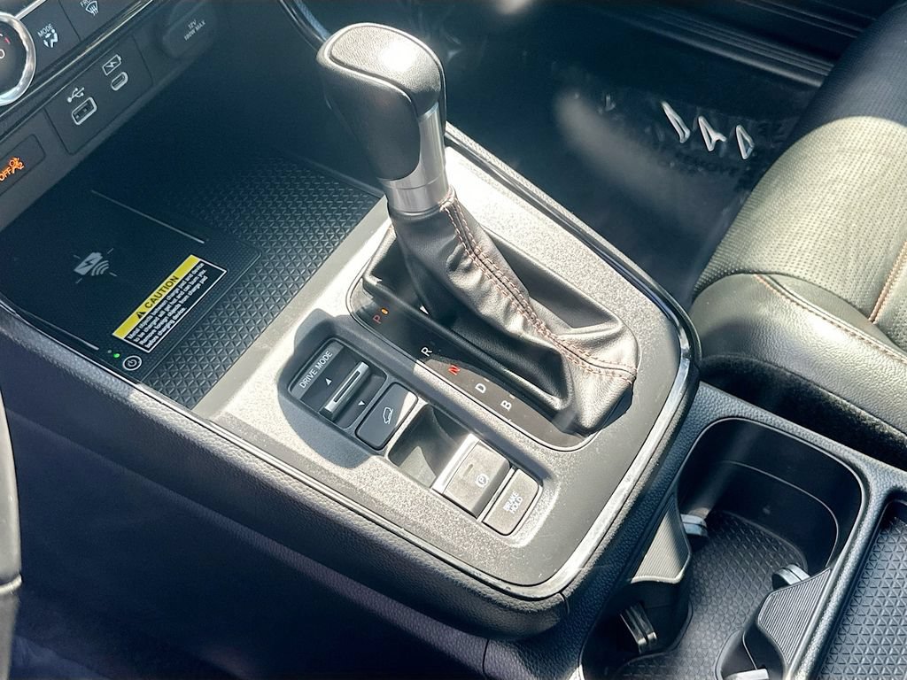 Used 2025 Honda CR-V Sport Touring image 17
