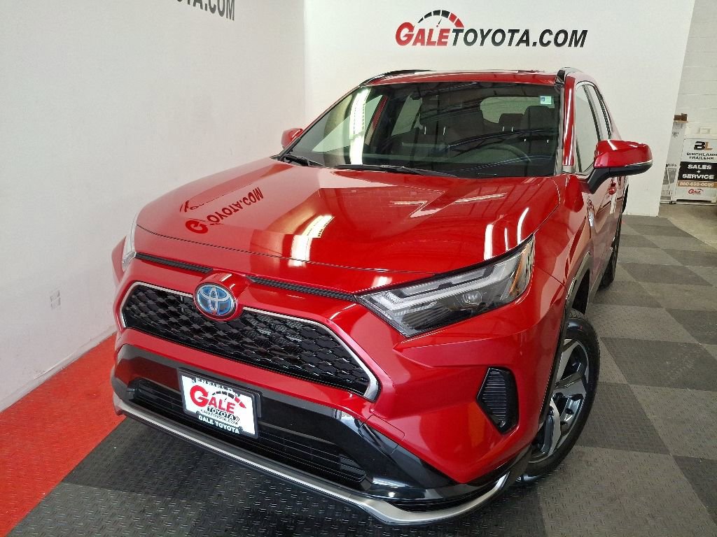 Used 2023 Toyota RAV4 SE w/ Weather & Moonroof Package AWD/4WD image 3