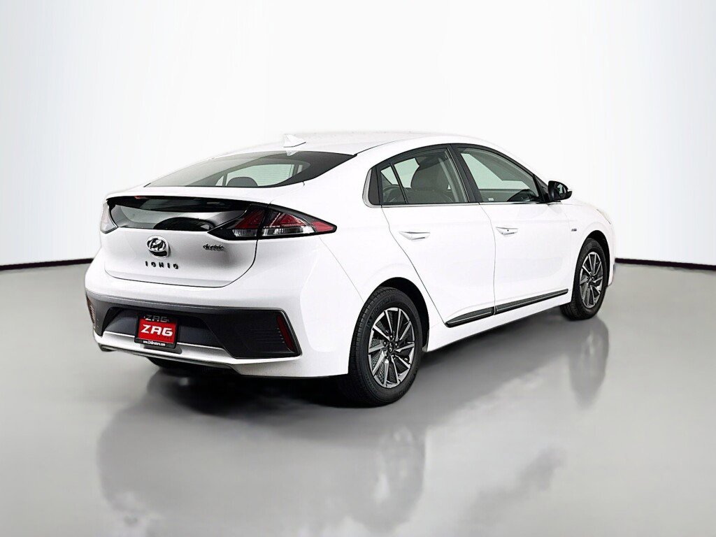 Used 2020 Hyundai Ioniq Limited image 5