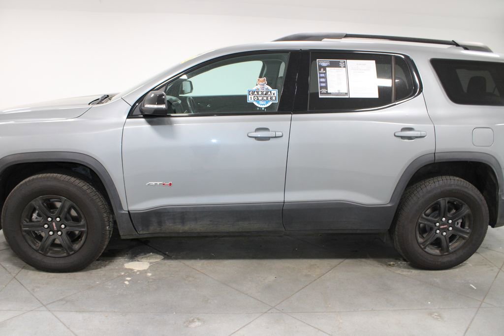Used 2023 GMC Acadia AT4 w/ Preferred Package image 6