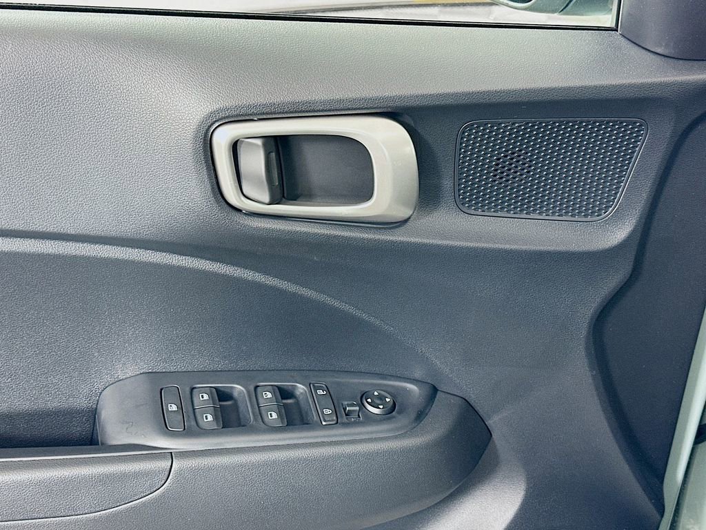 New 2026 Hyundai Venue SEL image 18