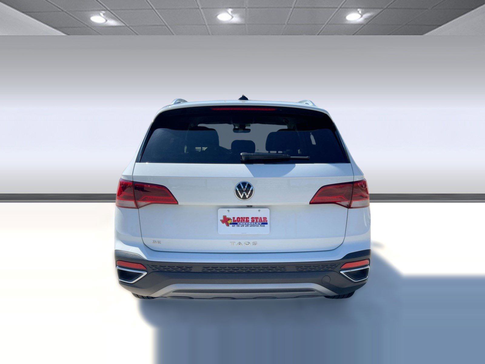 Used 2024 Volkswagen Taos SE image 9