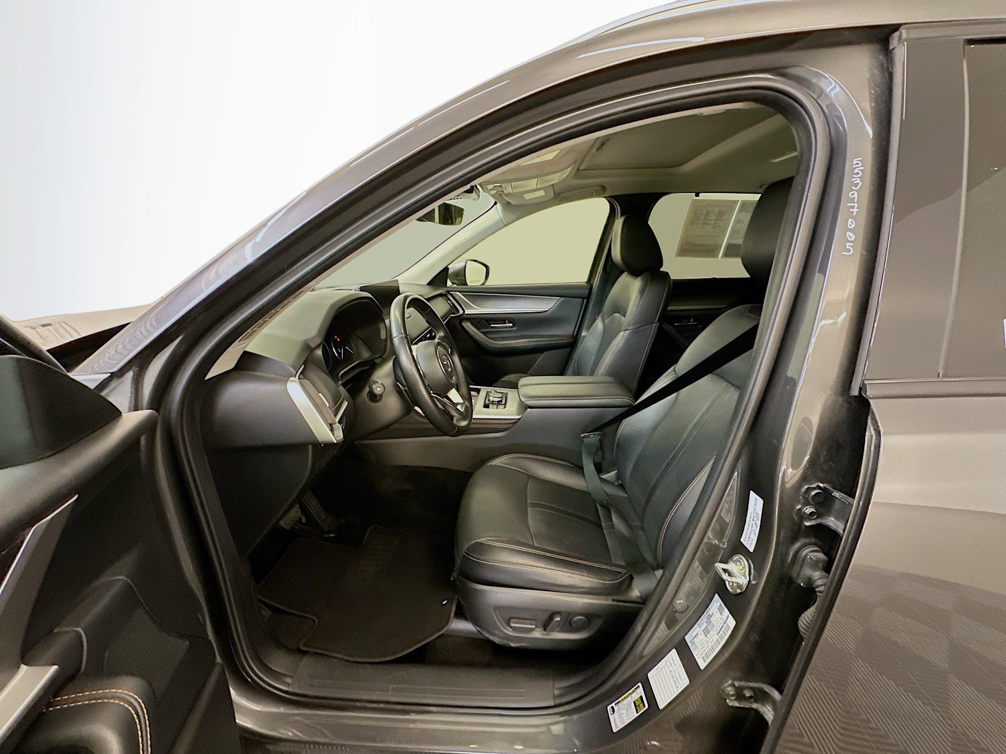 Used 2024 MAZDA CX-90 3.3 Turbo w/ Preferred Plus image 13