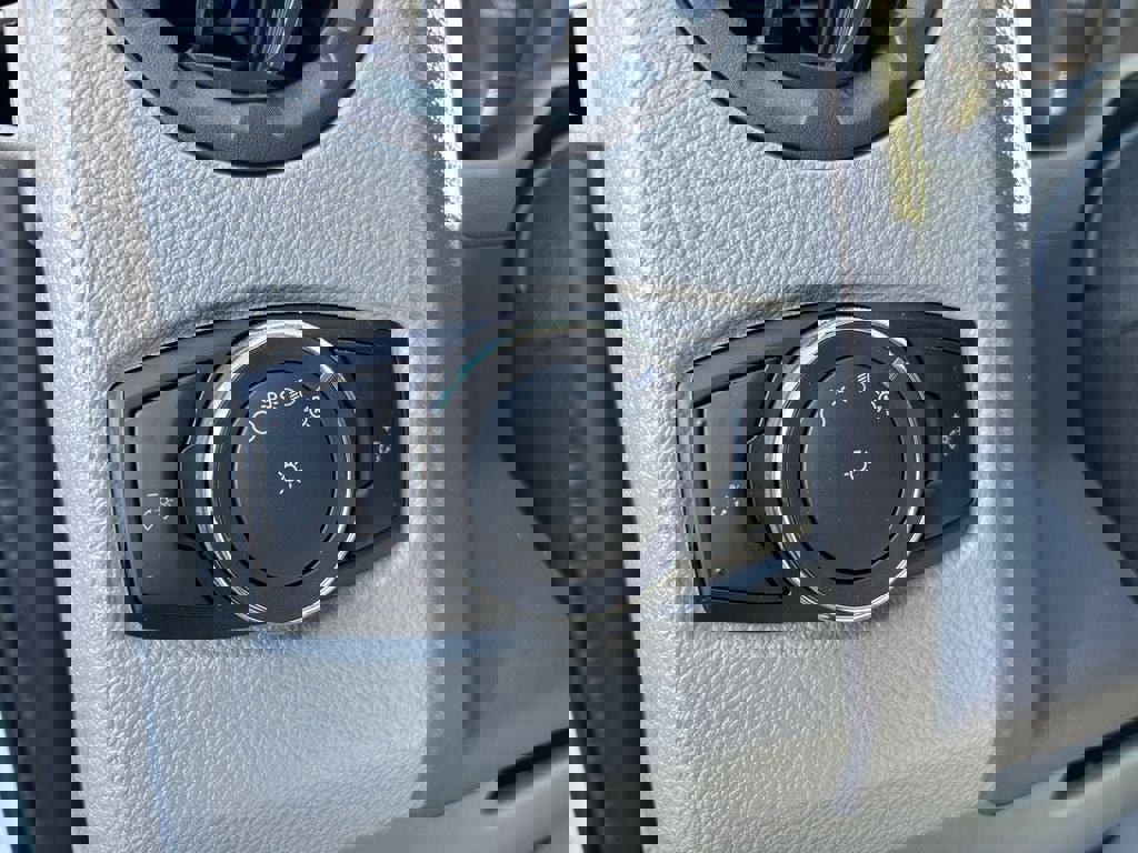 New 2026 Ford E-450 and Econoline 450 Super Duty w/ Driver's Safety Package RWD image 14