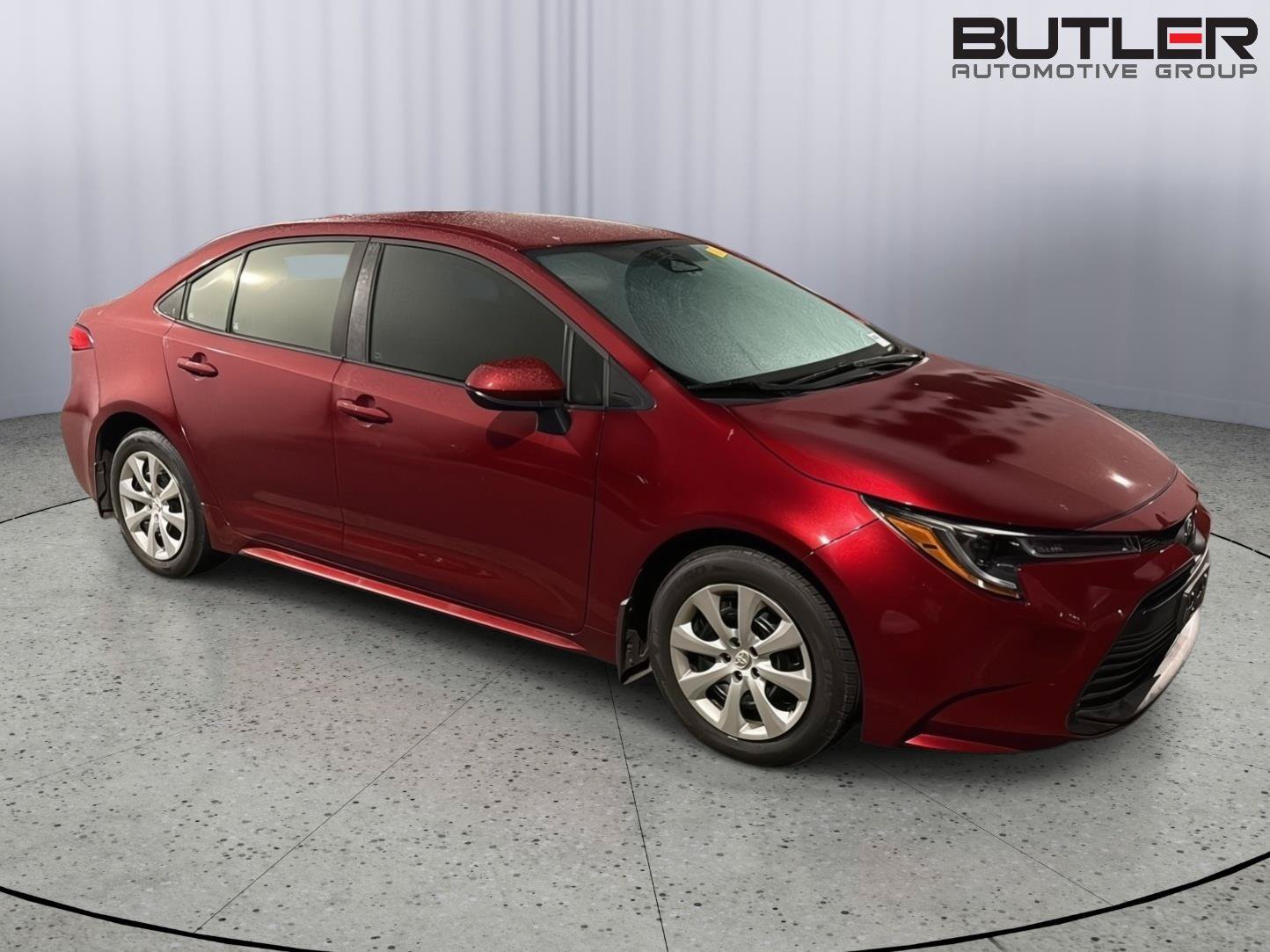 Certified 2025 Toyota Corolla LE FWD image 5