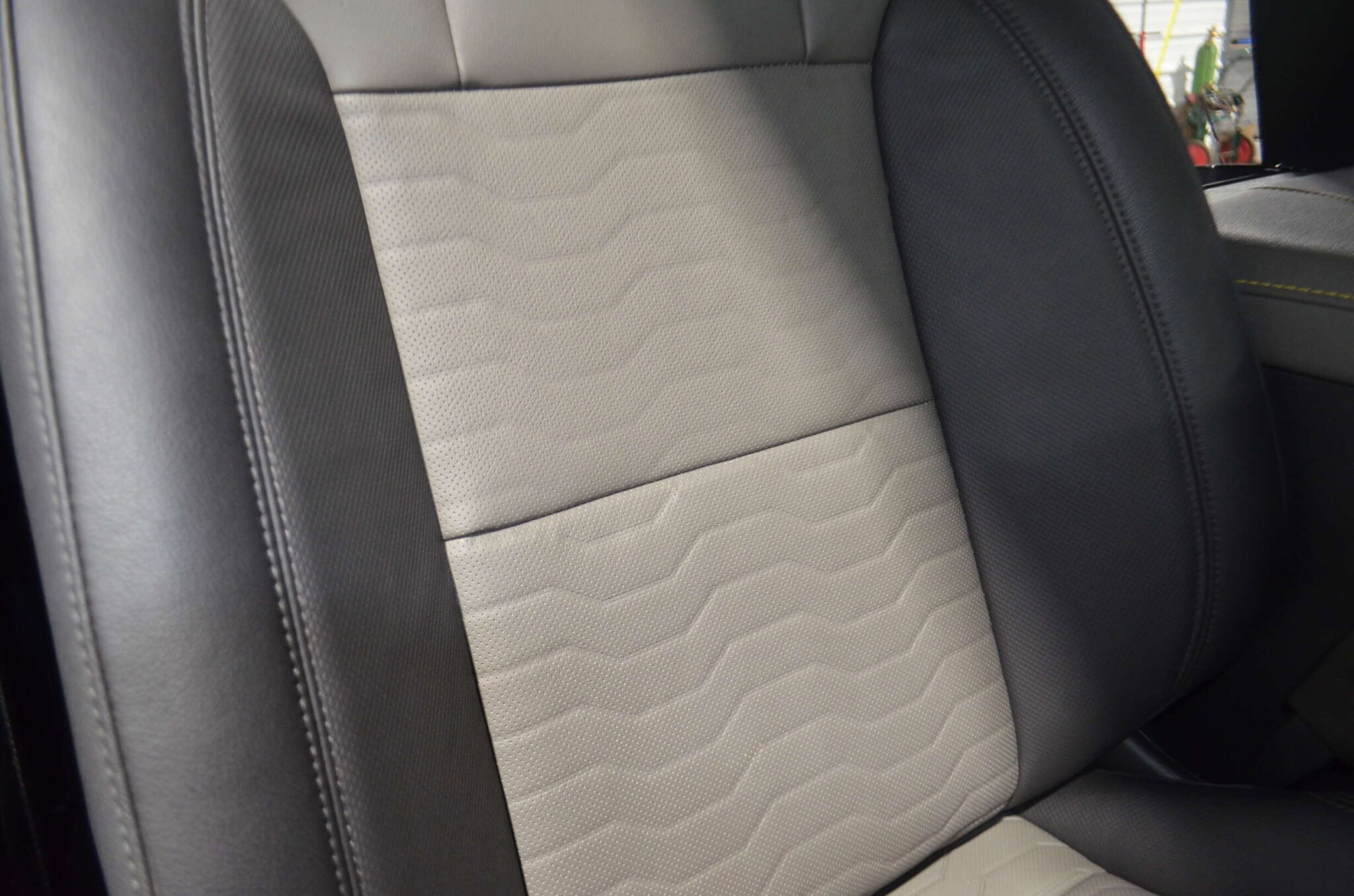 Used 2023 Chevrolet Silverado 1500 ZR2 w/ Technology Package image 39