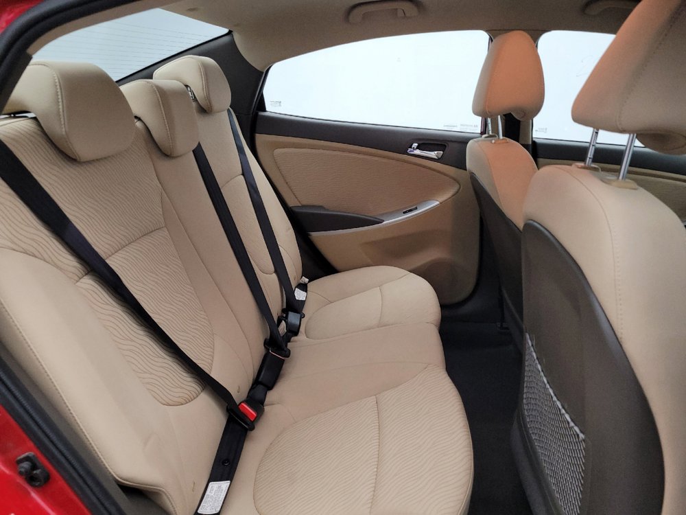 Used 2014 Hyundai Accent GLS w/ Option Group 2 FWD image 19