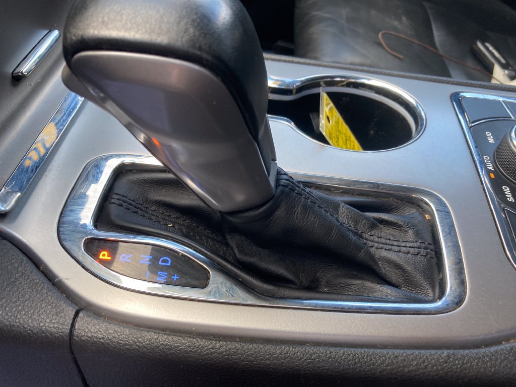 Used 2019 Jeep Grand Cherokee Limited AWD/4WD image 30