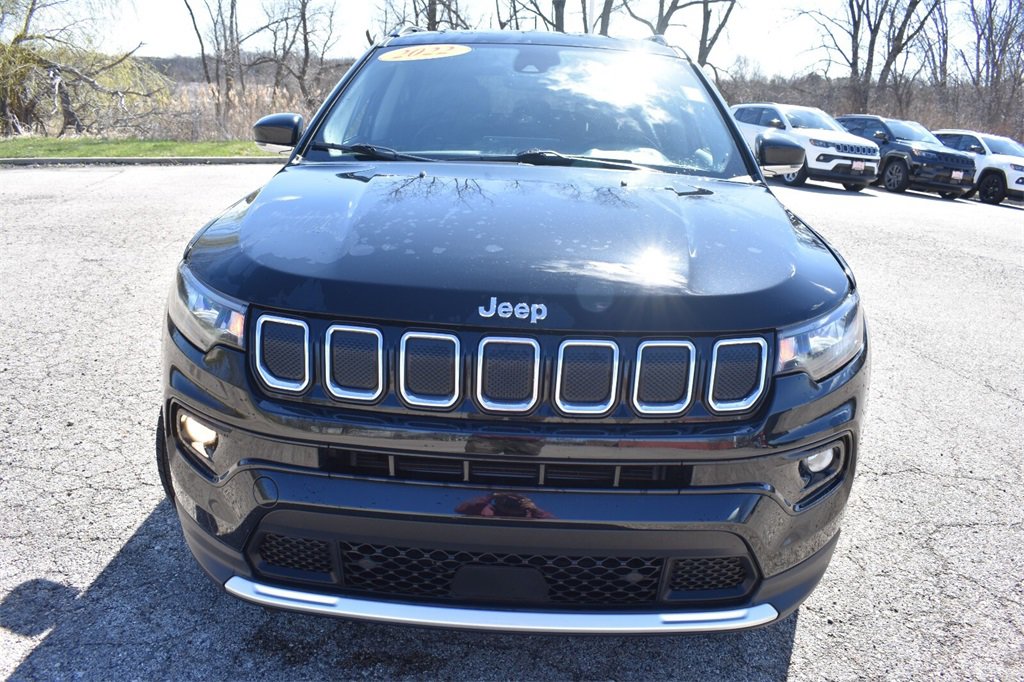 Used 2022 Jeep Compass Limited image 11