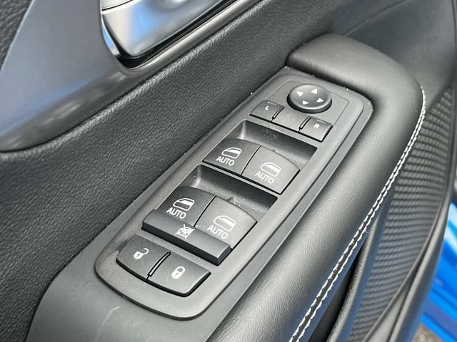 New 2026 Chrysler Pacifica Select w/ S Appearance Package AWD/4WD image 20