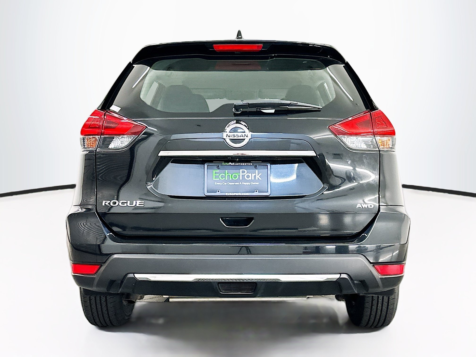 Used 2018 Nissan Rogue S AWD/4WD image 7