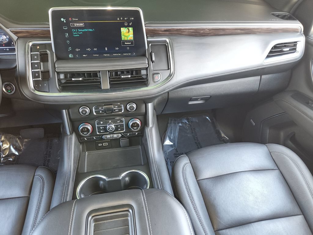 Used 2024 Chevrolet Tahoe LT w/ Luxury Package AWD/4WD image 18