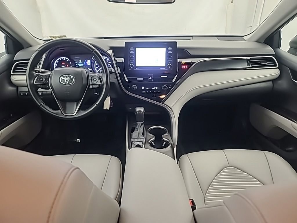Used 2023 Toyota Camry SE image 20
