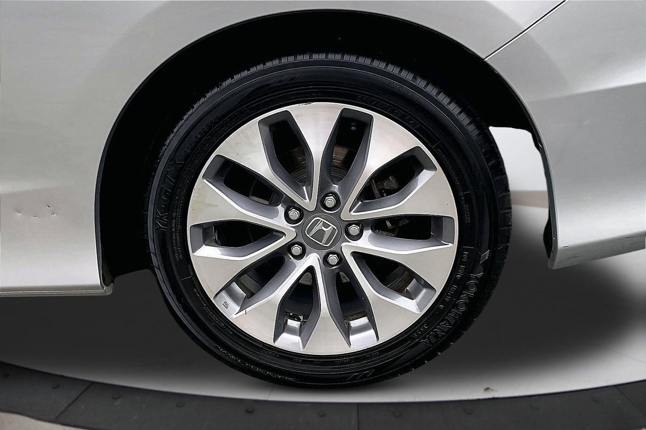 Used 2015 Honda Accord EX-L image 34