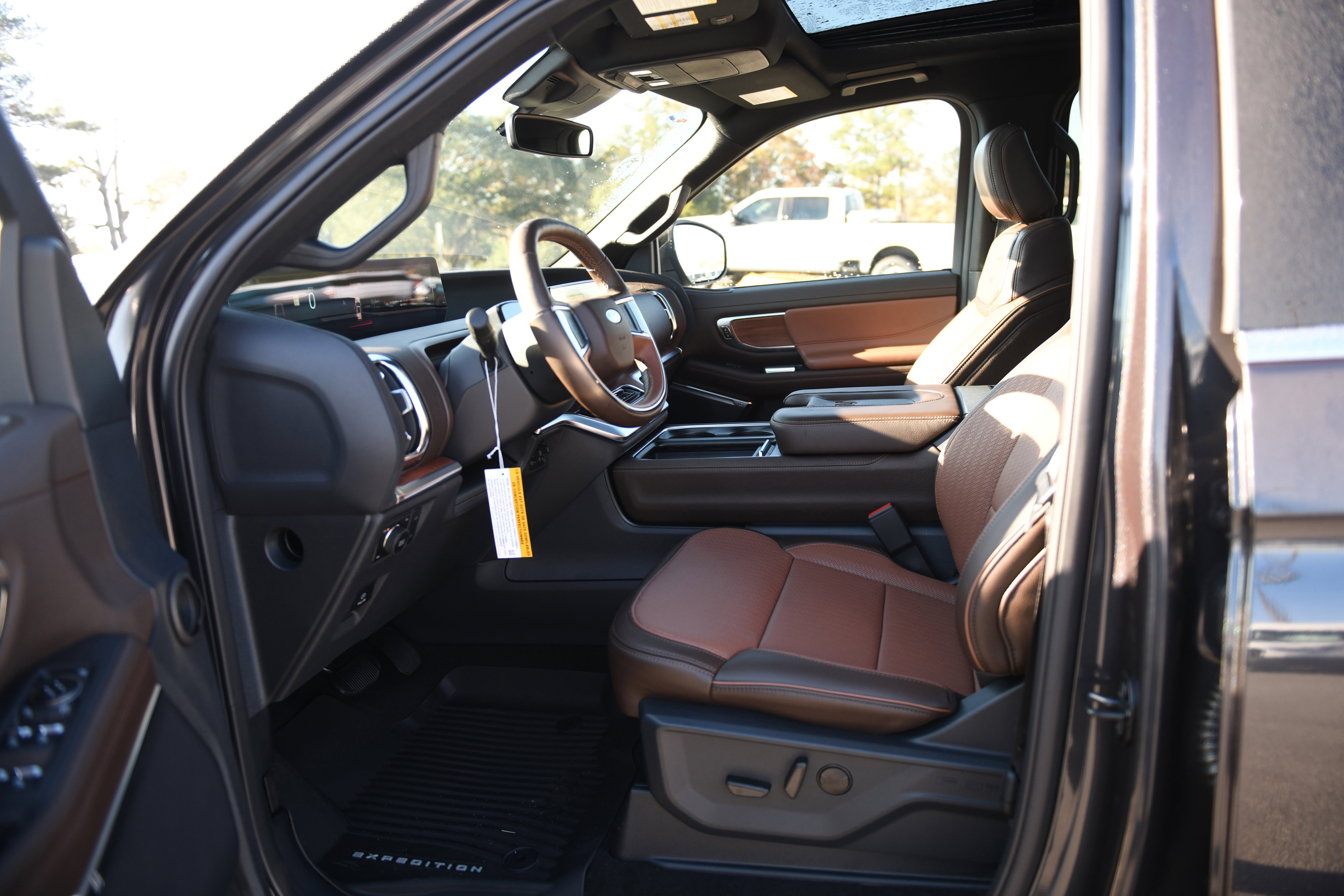 New 2025 Ford Expedition King Ranch image 36