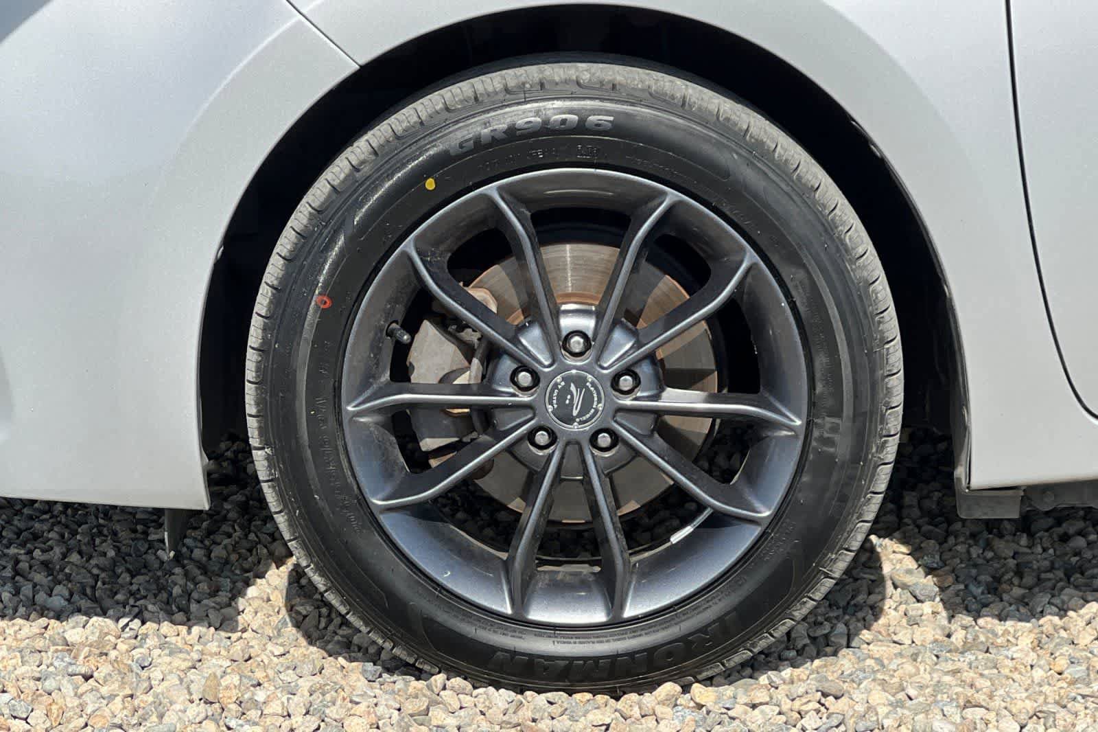 Used 2015 Toyota Corolla S FWD image 33