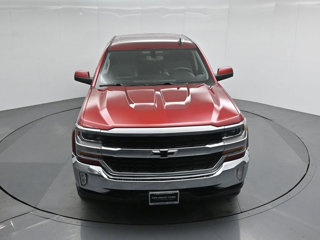 Used 2018 Chevrolet Silverado 1500 LT w/ All Star Edition image 35