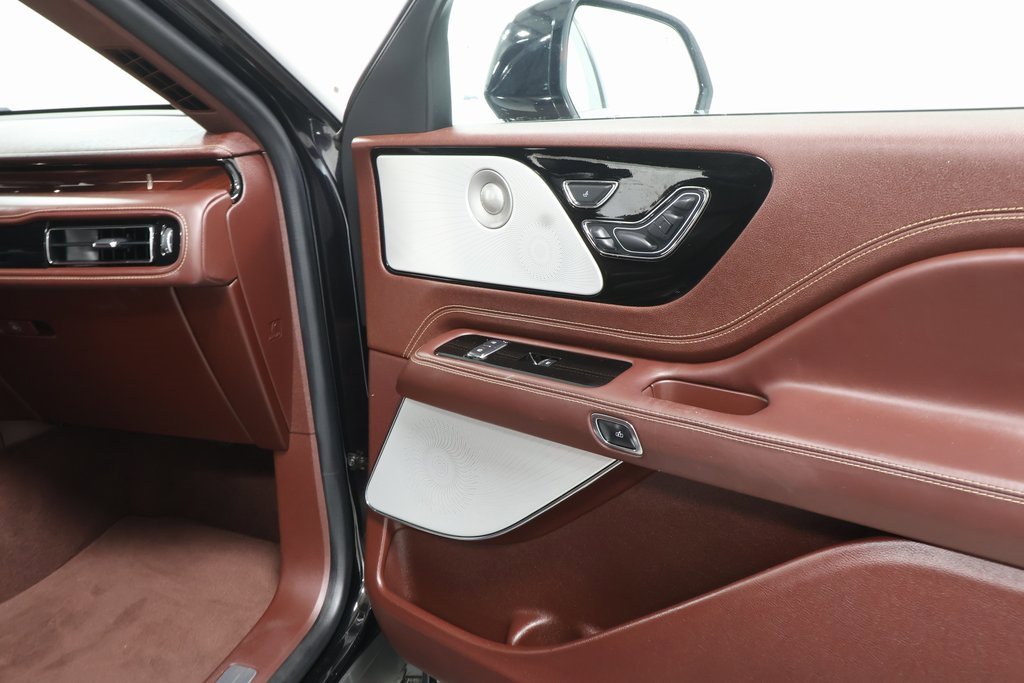 Used 2023 Lincoln Aviator Black Label image 36