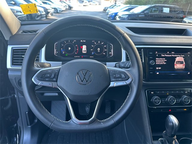 Used 2023 Volkswagen Atlas SE w/ Panoramic Sunroof Package image 17