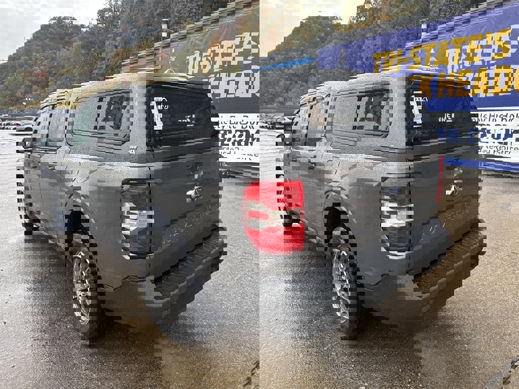 Used 2022 Ford Maverick XL image 6