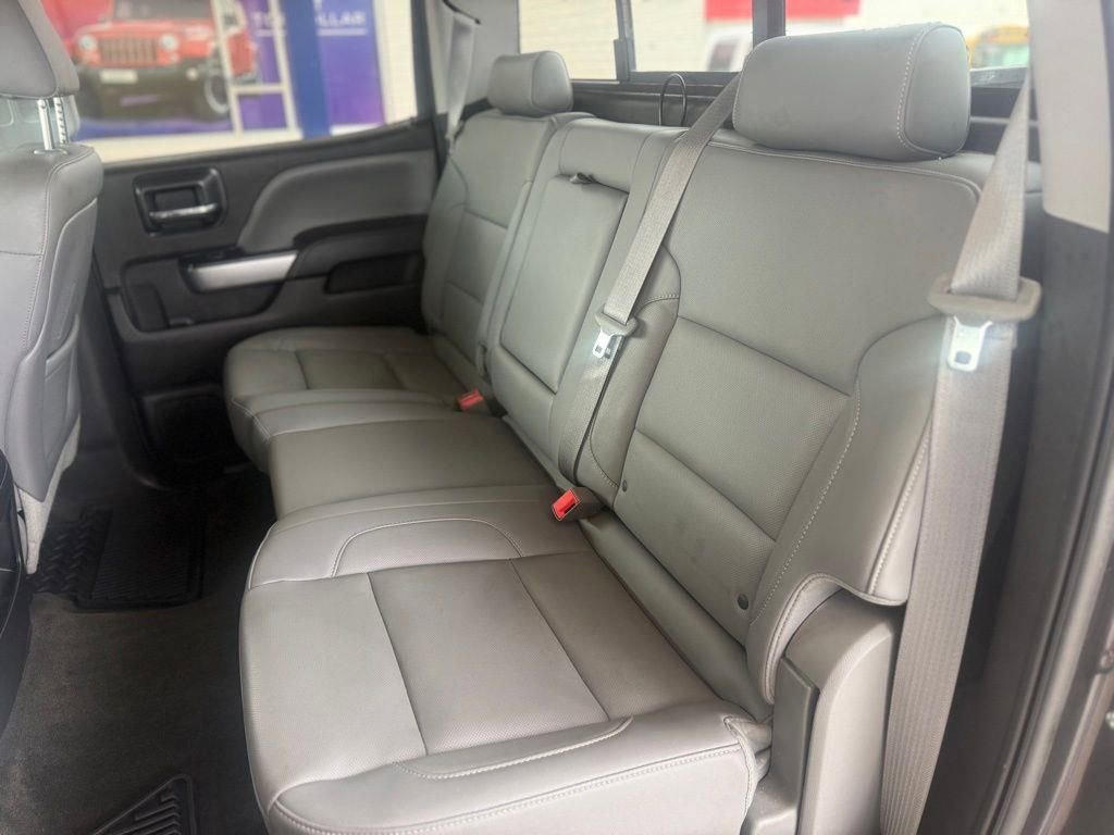 Used 2015 Chevrolet Silverado 1500 LTZ Z71 w/ LTZ Plus Package AWD/4WD image 17