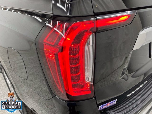 Used 2023 GMC Yukon XL Denali AWD/4WD image 6