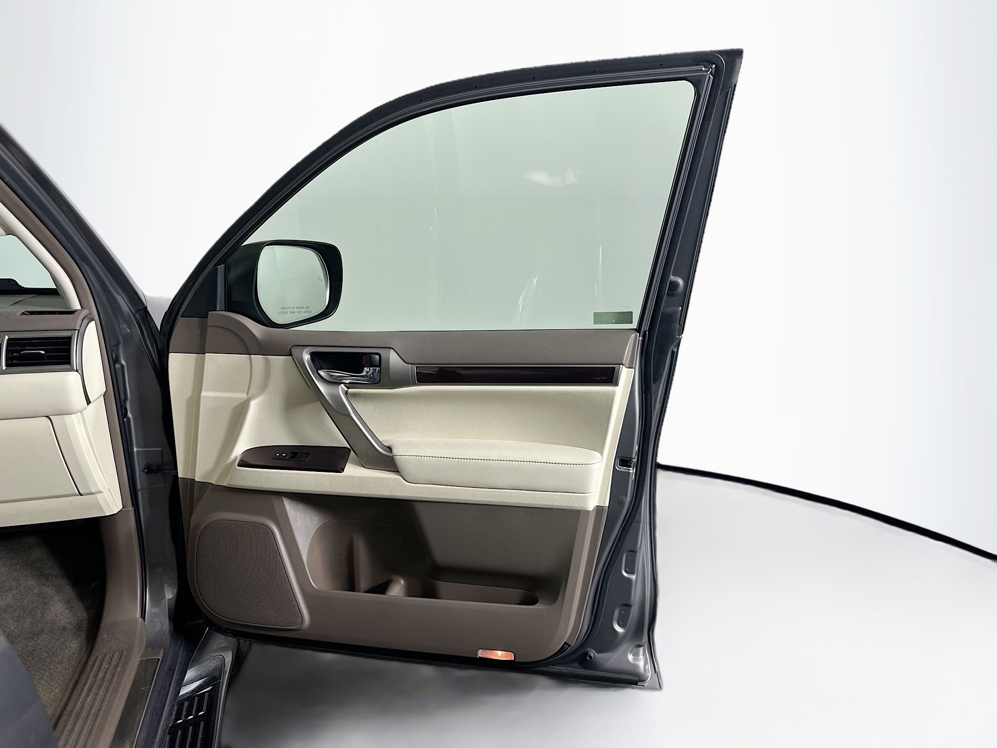 Used 2014 Lexus GX 460 image 34