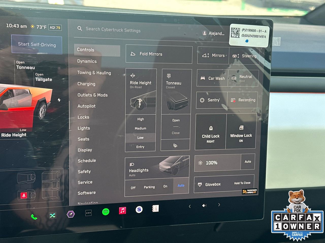 Used 2024 Tesla Cybertruck AWD Crew Cab image 31