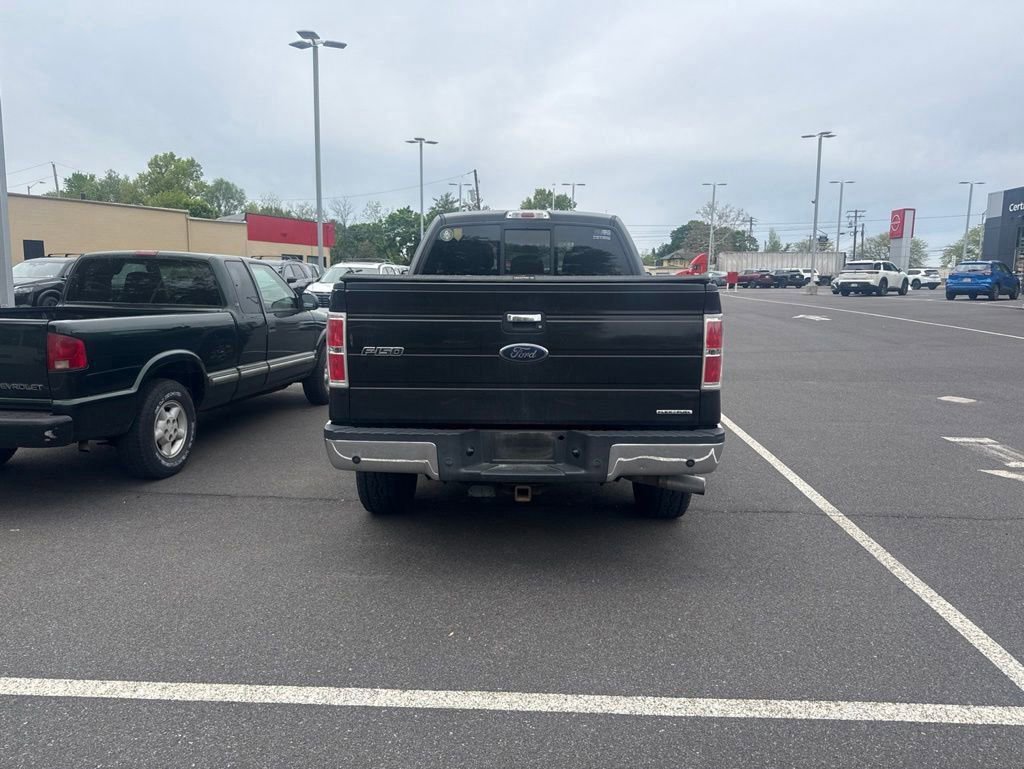 Used 2011 Ford F150 XLT w/ XLT Chrome Pkg AWD/4WD image 4