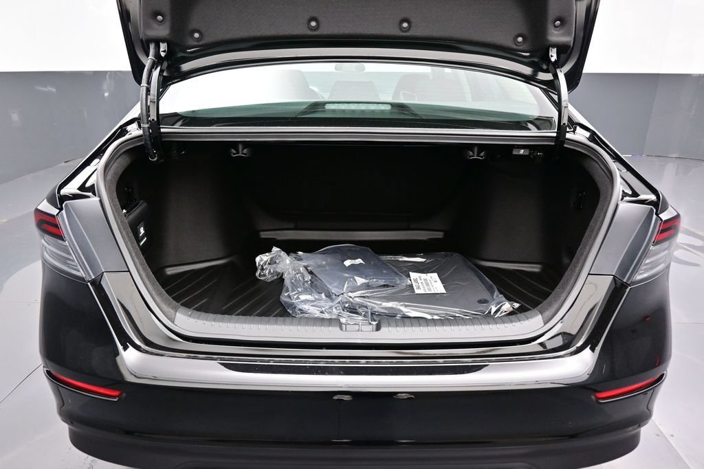New 2026 Honda Accord LX image 26