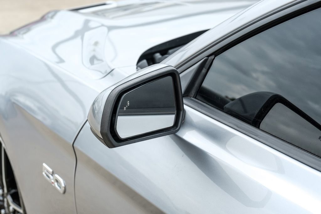 Used 2022 Ford Mustang GT RWD image 39