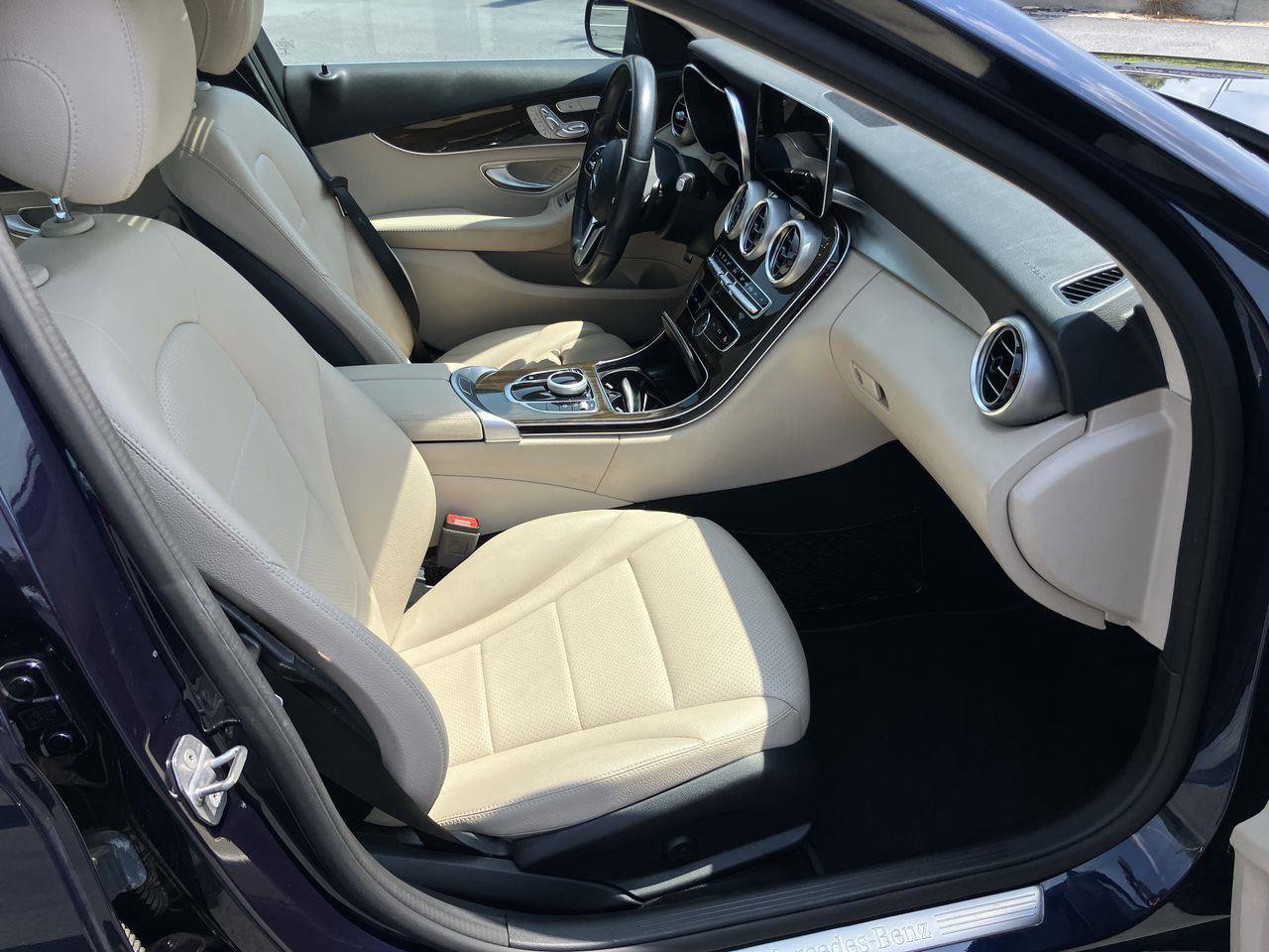 Used 2019 Mercedes-Benz C 300 Sedan image 30