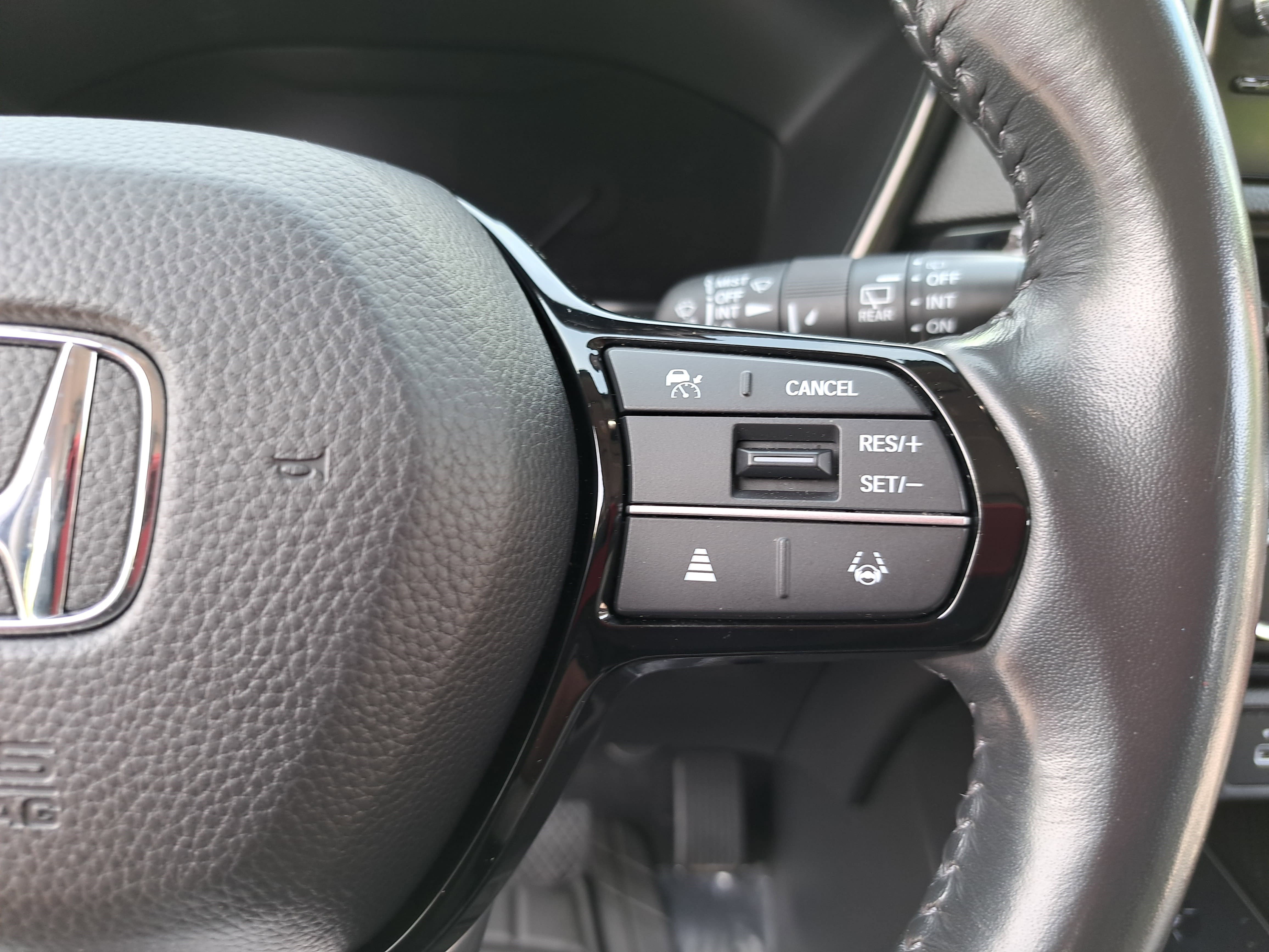 Used 2023 Honda CR-V EX-L image 18