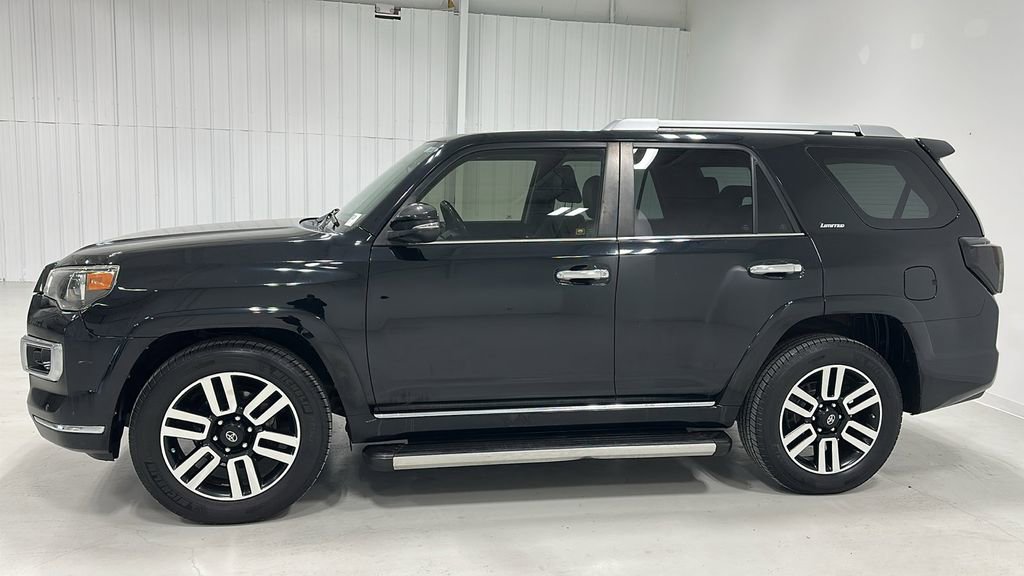 Used 2018 Toyota 4Runner Limited image 2