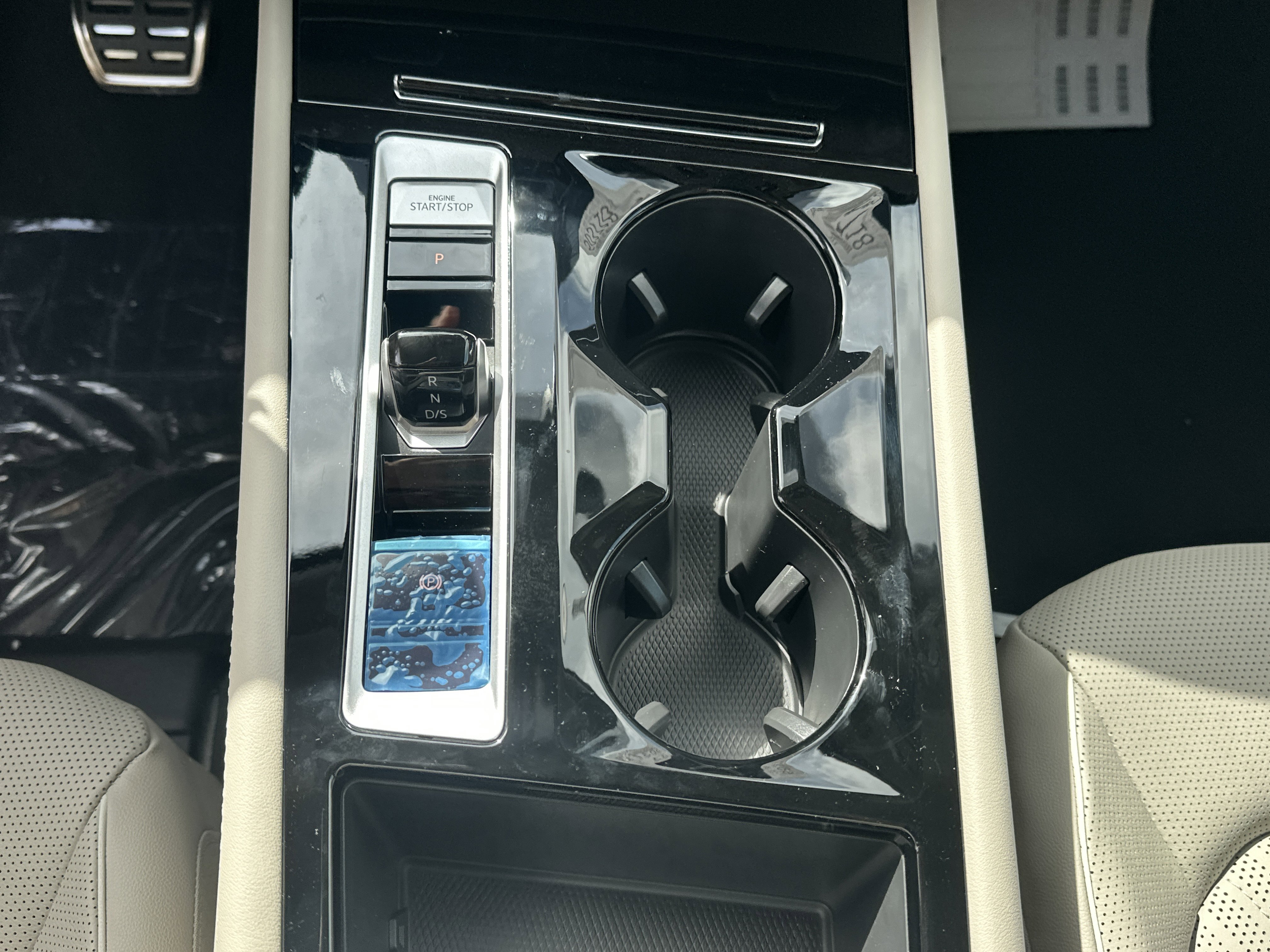 New 2026 Volkswagen Atlas SEL Premium R-Line image 21