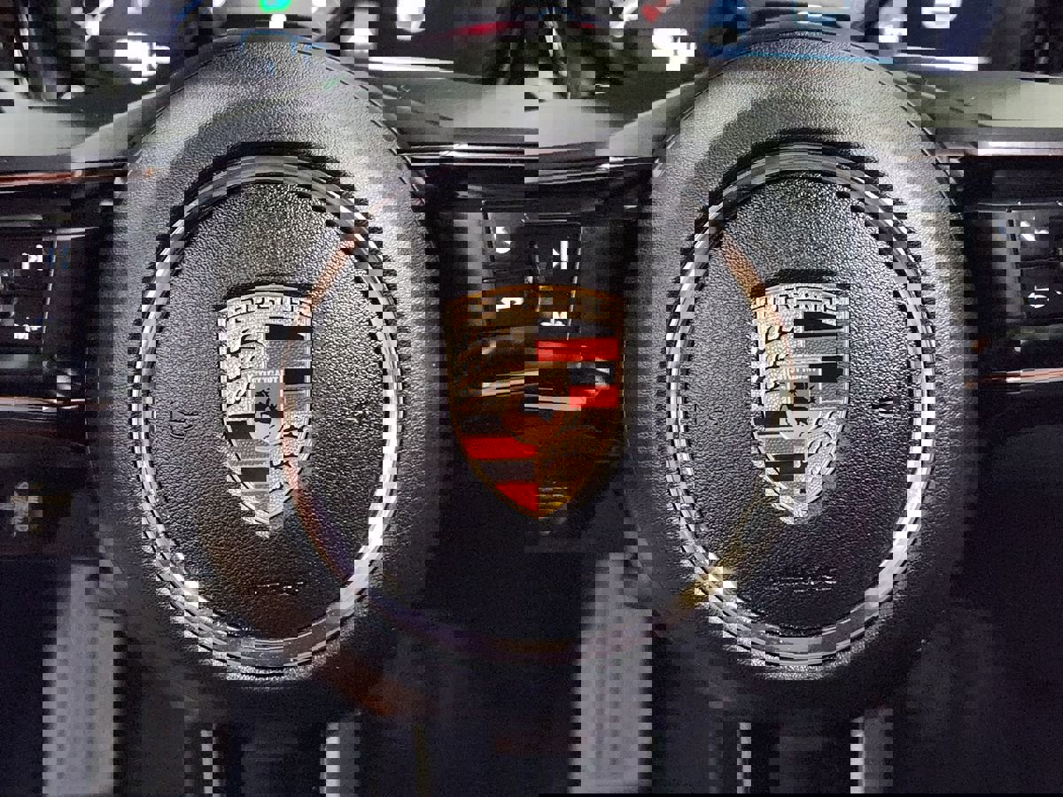 Used 2023 Porsche Macan S image 49