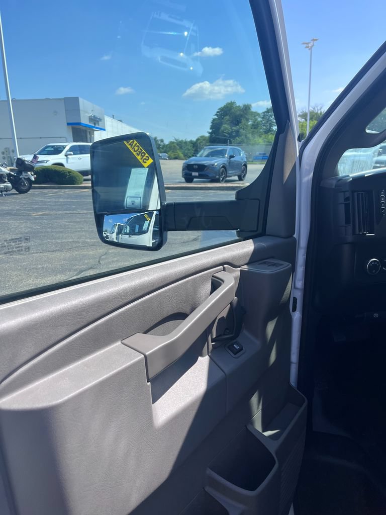 New 2026 Chevrolet Express 3500 w/ Power Convenience Package RWD image 12